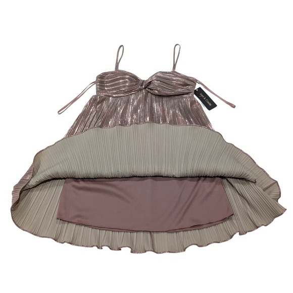 Seni & Cade Juniors' Rose Gold Metallic Pleated Knot Front Babydoll Prom Dress - Picture 8 of 16